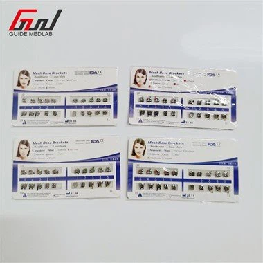 Zubné kovové a keramické ortodontické strojčeky